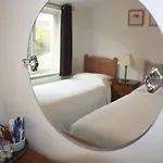 The Old Anchor 3*