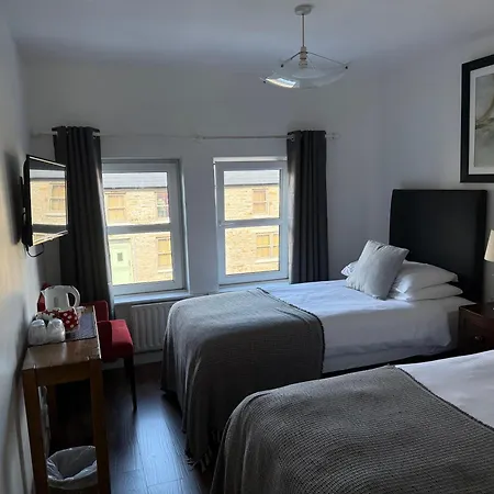 住宿加早餐酒店 The Old Anchor 安纳斯考尔