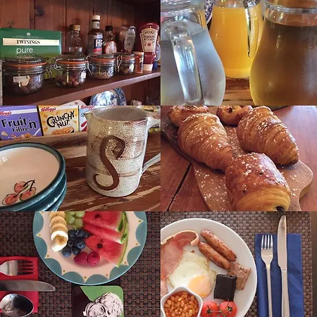 The Old Anchor 住宿加早餐酒店 安纳斯考尔