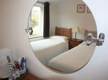 The Old Anchor 3*
