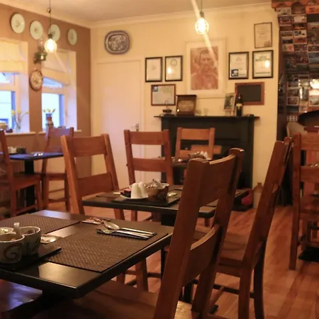 The Old Anchor 住宿加早餐酒店 安纳斯考尔